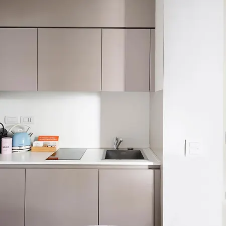 Numa Aparthotel 4*